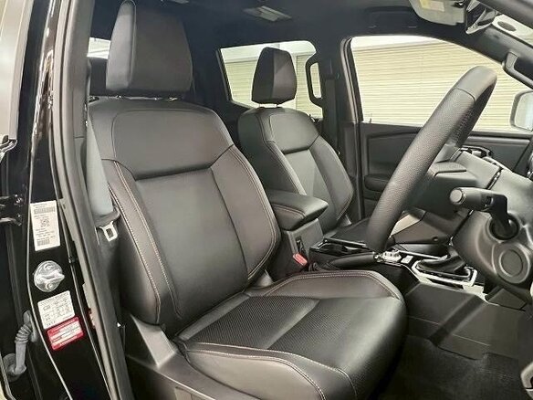 2025 Mitsubishi Triton VI, чёрный, 4690000 рублей - вид 9