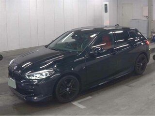 2022 BMW 1 серии 118i III (F40), чёрный, 2150000 рублей, вид 2