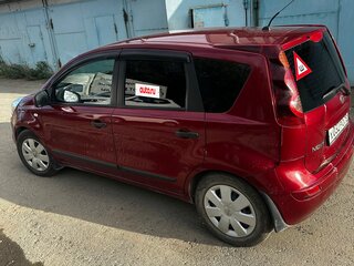 2011 Nissan Note I Рестайлинг, красный, 580000 рублей, вид 3