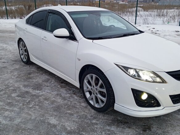 2011 Mazda 6 II (GH) Рестайлинг, белый, 830000 рублей - вид 4