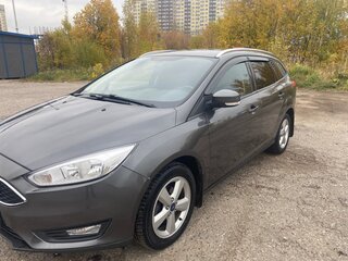 2017 Ford Focus III Рестайлинг, серый, 1150000 рублей, вид 2