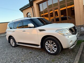 2011 Nissan Patrol VI (Y62), белый, 2800000 рублей, вид 2