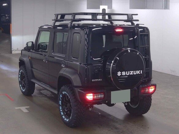 2025 Suzuki Jimny IV, чёрный - вид 2
