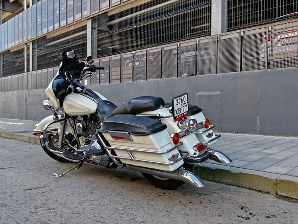 2003 Harley-Davidson Electra Glide, белый, 550000 рублей - вид 2