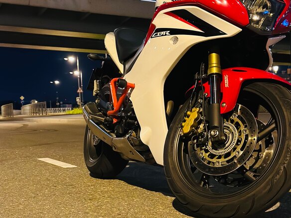 2011 Honda CBR 600F, белый, 630000 рублей - вид 2