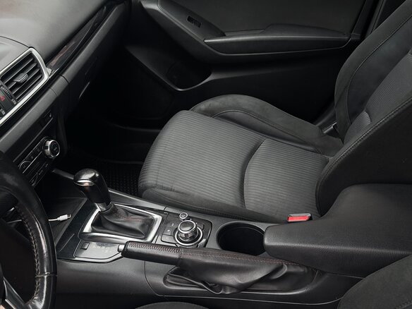 2015 Mazda 3 III (BM), чёрный, 1300000 рублей - вид 16