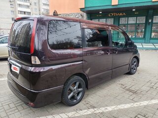 2010 Nissan Serena III (C25), пурпурный, 920000 рублей, вид 4