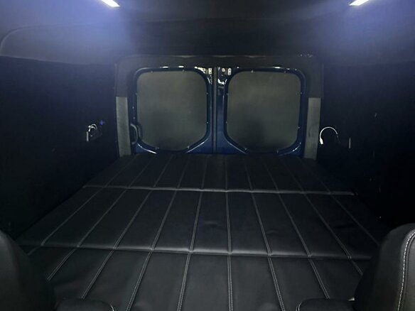 2019 Mercedes-Benz Sprinter, синий, 7000000 рублей - вид 5