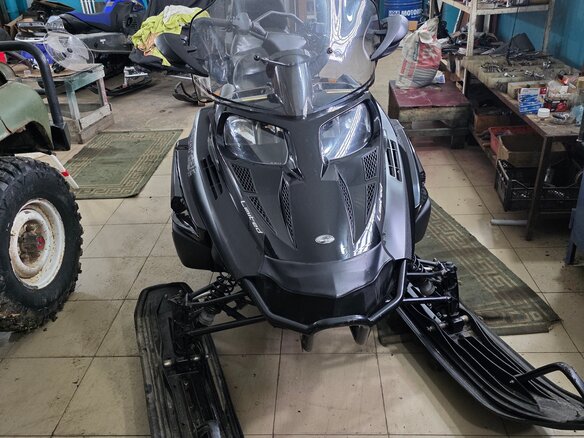 2012 Arctic Cat Bearcat, чёрный