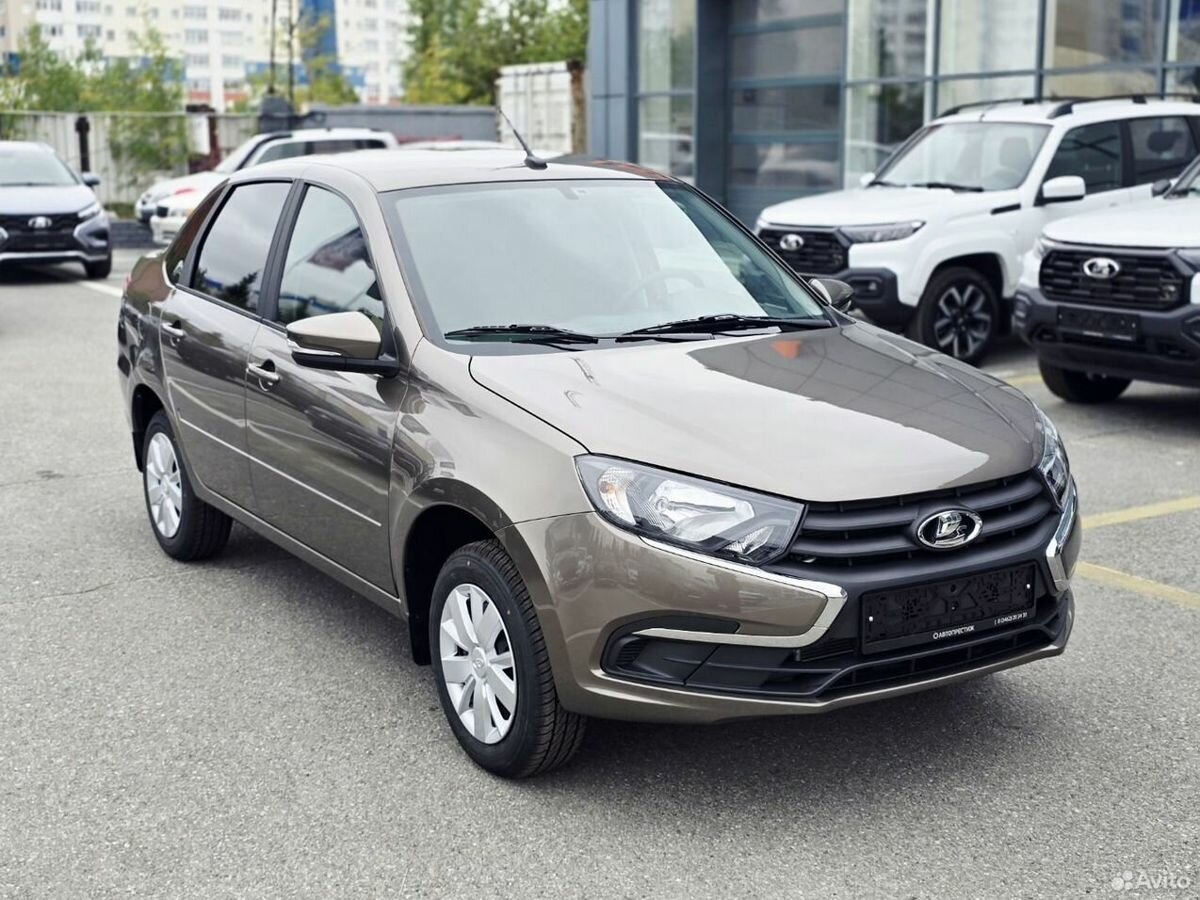 Открыть фотографии: Lada (ВАЗ) Granta I Рестайлинг