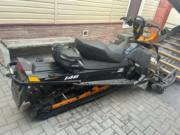 2012 BRP Ski-Doo Summit 600, чёрный, 1000000 рублей - вид 9