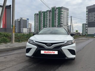 2020 Toyota Camry US Market VIII (XV70), белый, 3000000 рублей, вид 5