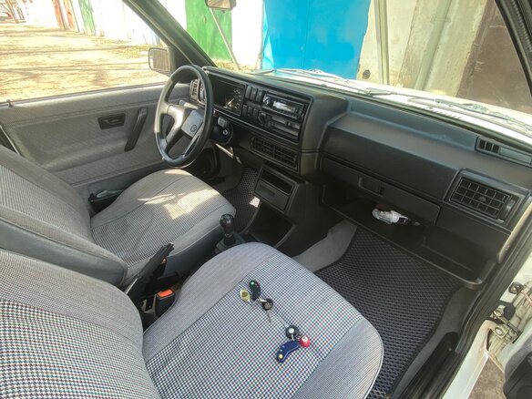1984 Volkswagen Golf II, белый, 450000 рублей - вид 7