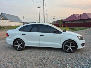 2020 Volkswagen Polo V Рестайлинг, белый, 1250000 рублей, вид 3