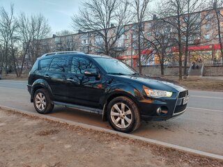 2010 Mitsubishi Outlander II Рестайлинг, чёрный, 984000 рублей, вид 3