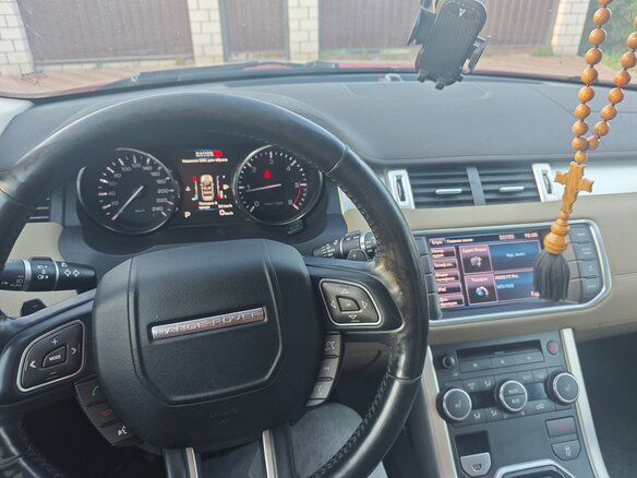 2013 Land Rover Range Rover Evoque 6-speed I, красный, 1900000 рублей - вид 8