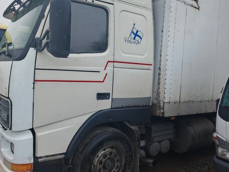 1999 Volvo FH, белый, 2000000 рублей, вид 3