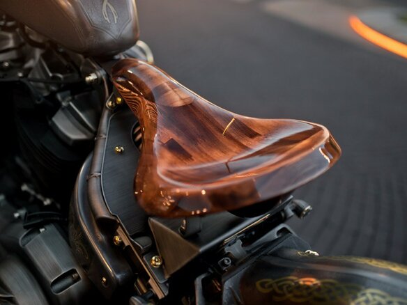 2020 Harley-Davidson Softail Standard, золотистый, 12000000 рублей - вид 5
