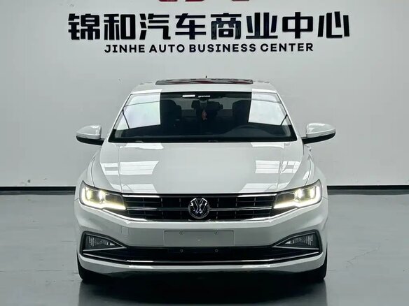 2021 Volkswagen Bora IV, белый, 1410007 рублей - вид 1