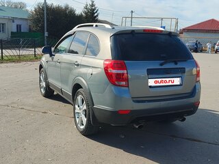 2012 Chevrolet Captiva I Рестайлинг, серый, 900000 рублей, вид 4