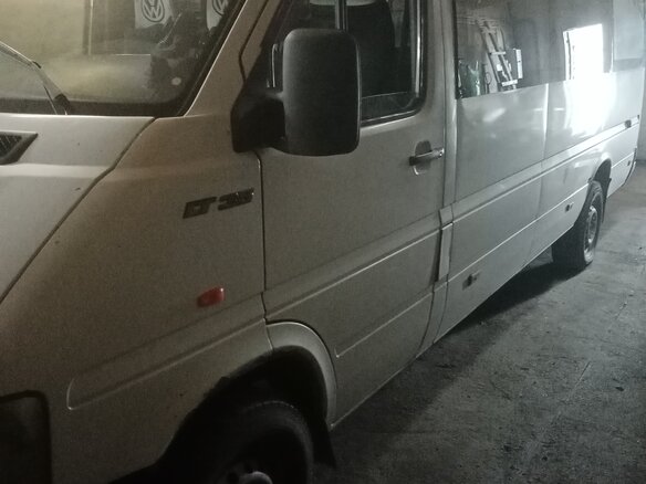 2003 Volkswagen LT, белый, 650000 рублей - вид 4