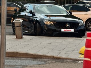 2017 Mercedes-Benz E-Класс 300 V (W213, S213, C238), чёрный, 2750000 рублей, вид 4