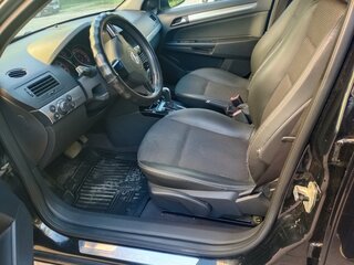 2010 Opel Astra H Рестайлинг, чёрный, 670000 рублей, вид 5