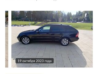2002 Mercedes-Benz C-Класс 200 II (W203), чёрный, 550000 рублей, вид 3