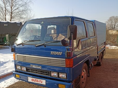 1991 Mazda Titan, синий, 850000 рублей, вид 3