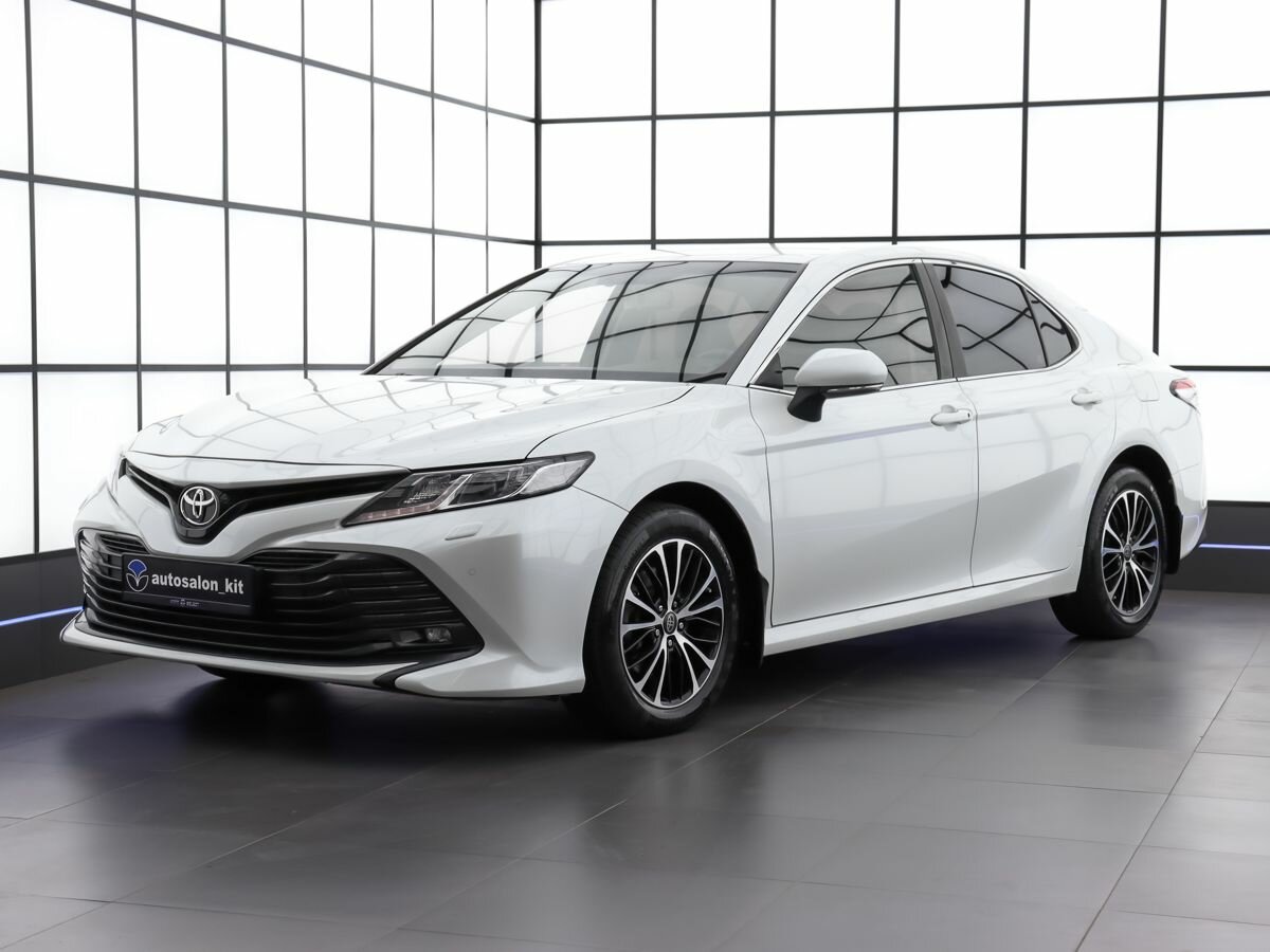 Открыть фотографии: Toyota Camry VIII (XV70)