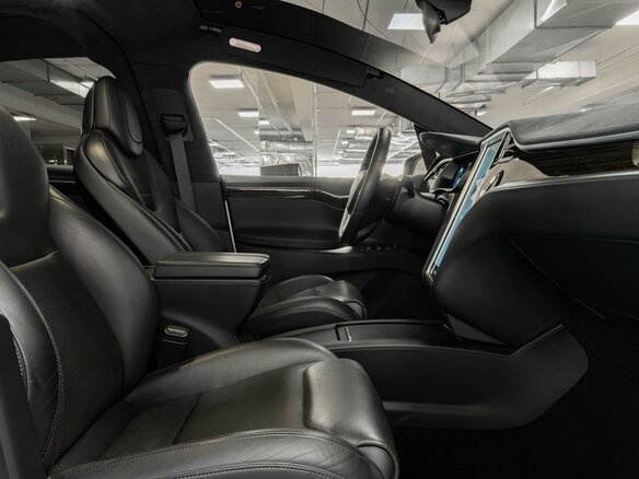 2016 Tesla Model X P90D I, белый, 7500000 рублей - вид 16