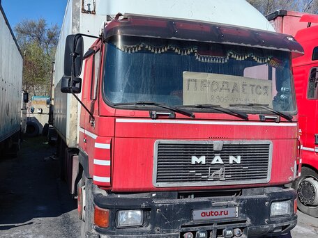 1992 MAN F (F7/F8/F9/F90), красный, 700000 рублей, вид 2