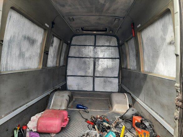 2008 Iveco Daily, белый, 1100000 рублей - вид 3