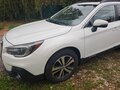 2018 Subaru Outback V Рестайлинг, белый, 2700000 рублей - вид 11