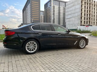 2018 BMW 5 серии 520d xDrive VII (G30/G31/G38), чёрный, 3700000 рублей, вид 4