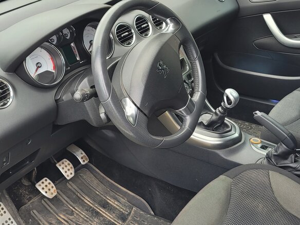 2010 Peugeot 308 I, белый, 820000 рублей - вид 8