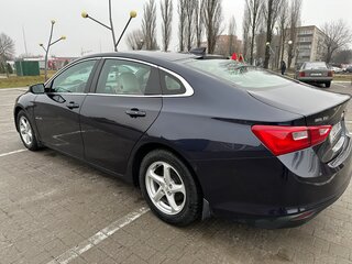 2017 Chevrolet Malibu IX, синий, 1255000 рублей, вид 4