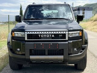 2026 Toyota Land Cruiser Prado 250 Series, чёрный, 10300000 рублей, вид 3
