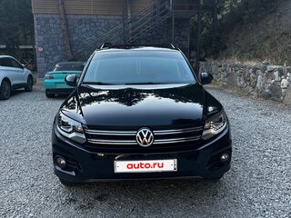 2013 Volkswagen Tiguan I Рестайлинг, чёрный, 1600000 рублей, вид 1