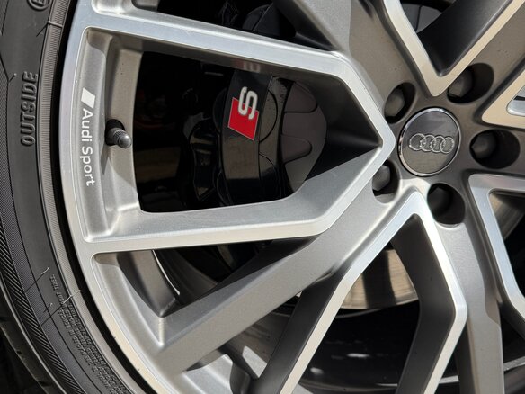 2017 Audi SQ7 I (4M), серый, 4900000 рублей - вид 17