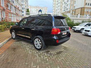 2014 Toyota Land Cruiser 200 Series Рестайлинг 1, чёрный, 5500000 рублей, вид 2