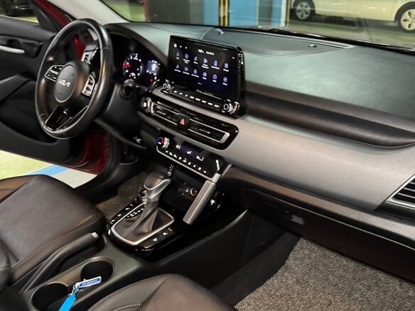 2021 Kia Seltos I, красный, 2650000 рублей - вид 2