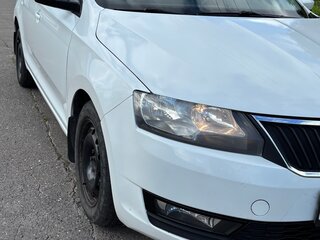 2019 Skoda Rapid I Рестайлинг, белый, 945000 рублей, вид 1