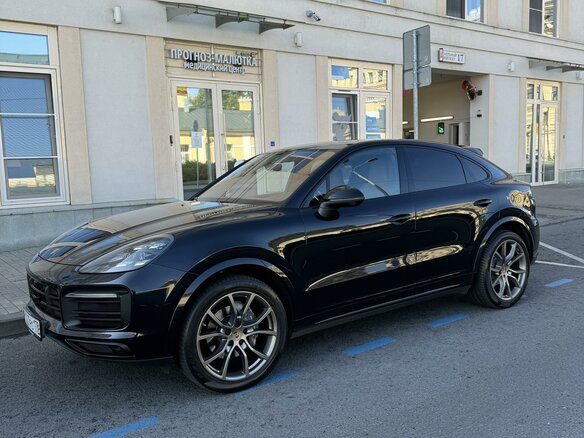 2021 Porsche Cayenne Coupé III, чёрный, 11900000 рублей - вид 3