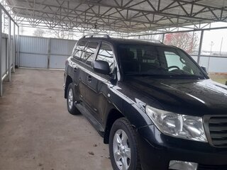 2011 Toyota Land Cruiser 200 Series, чёрный, 3300000 рублей, вид 2
