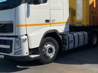 2013 Volvo FH, белый, 4000000 рублей, вид 2