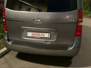 2010 Hyundai H-1 II, серый, 1600000 рублей, вид 4