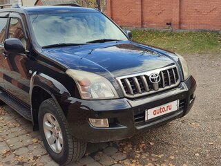 2007 Toyota Land Cruiser Prado 5-speed 120 Series Рестайлинг, чёрный, 2550000 рублей, вид 2