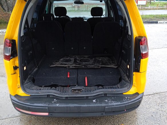 2013 Ford Galaxy II Рестайлинг, жёлтый, 600000 рублей - вид 8