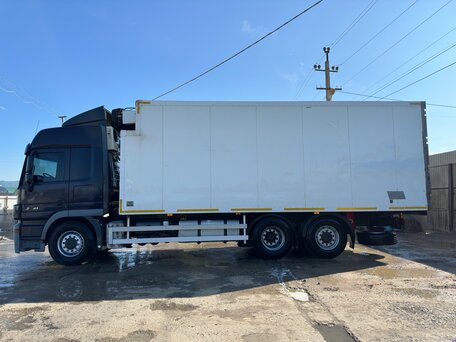 2011 Mercedes-Benz Actros, синий, 4800000 рублей, вид 3